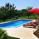 Family Friendly House With A Swimming Pool Orihi, Istria - Sredisnja Istra - 7492 * Barban